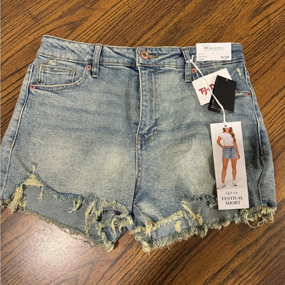 Jean Shorts with Frayed Hem